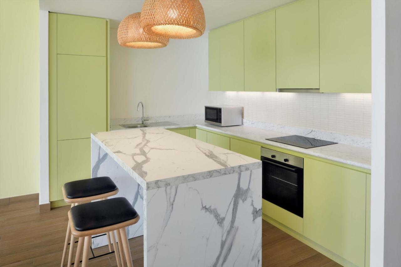 Element By Westin City Center Doha Exterior photo A modern kitchen