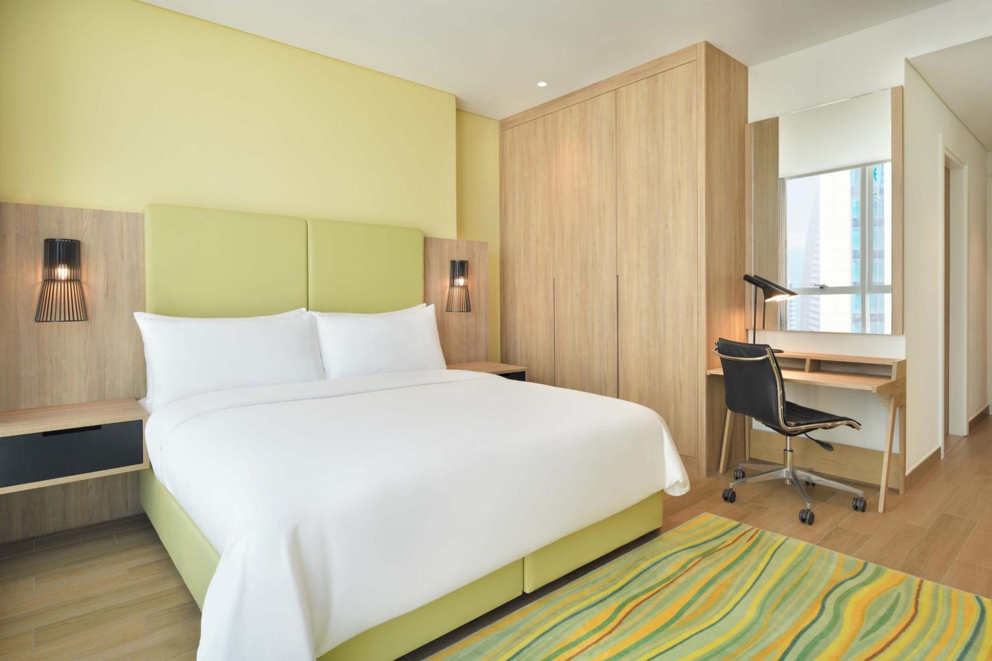 Element By Westin City Center Doha Exterior photo A bedroom at the hotel